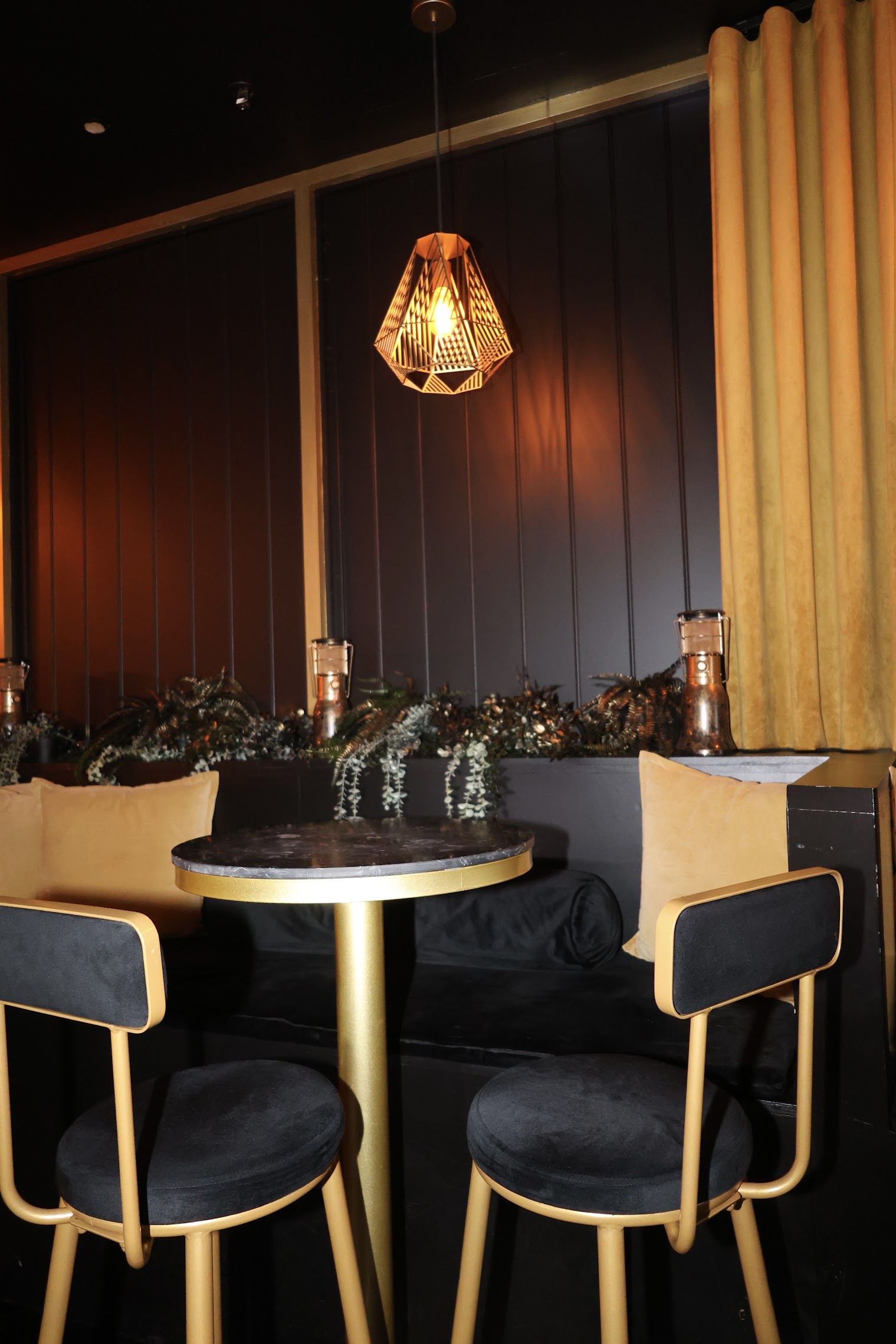 Lounge table and seating at Illumina Prahran